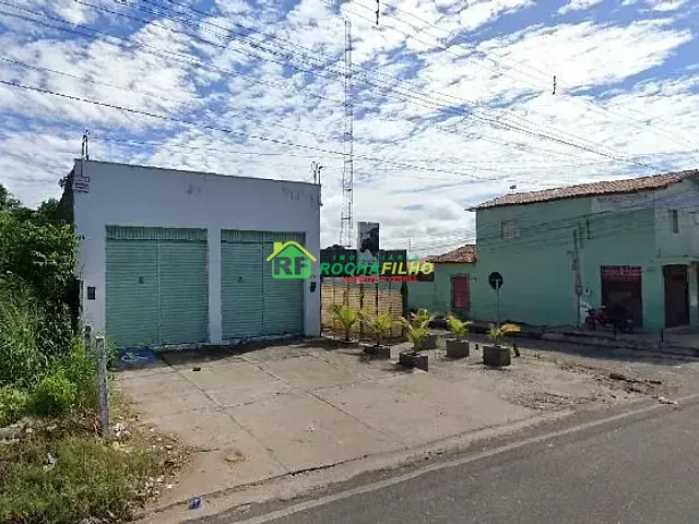 Galpão / Barracão com 136m², para alugar, no bairro Esplanada em Teresina