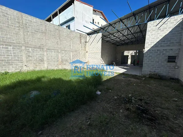 Galpão / Barracão com 600m², para alugar, no bairro Centro em Maricá