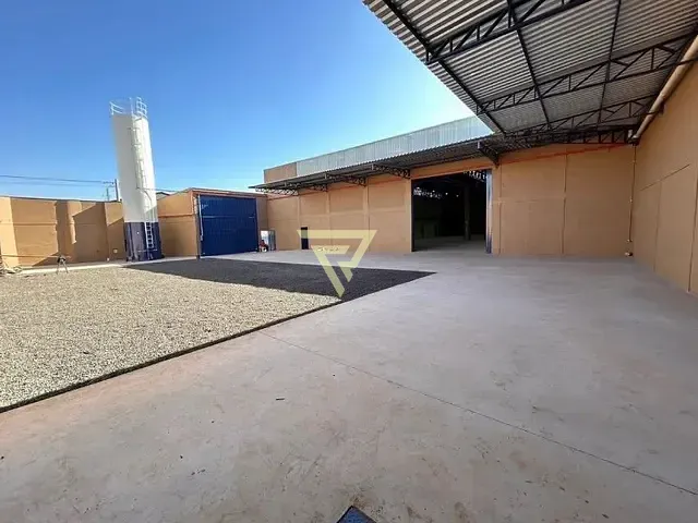 Galpão / Barracão com 22000m², para alugar, no bairro Vila Brasil em Ribeirão Preto