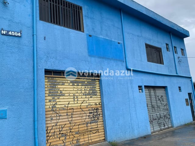 Galpão / Barracão com 1000m², para alugar, no bairro Vila Suissa em Mogi das Cruzes