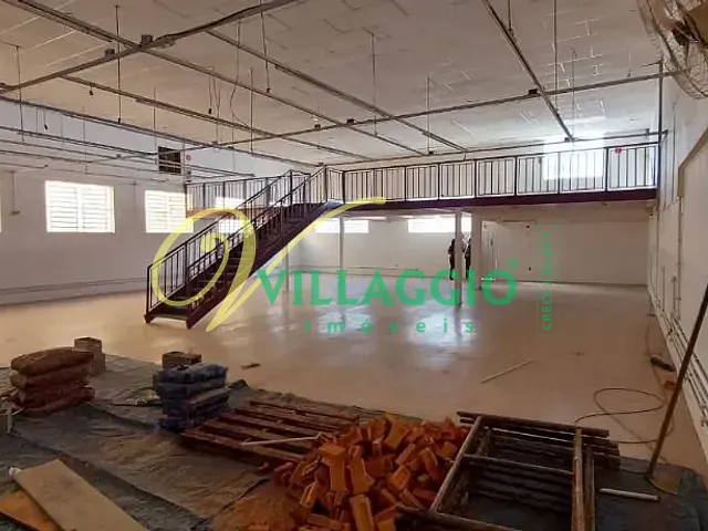 Galpão / Barracão com 720m², para alugar, no bairro Jardim Alto Alegre em São José do Rio Preto