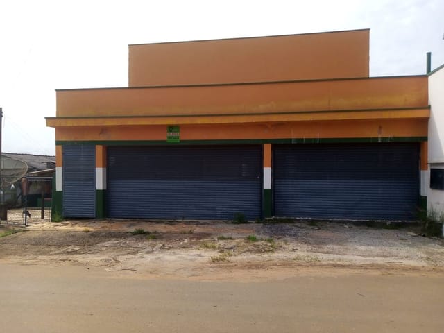 Galpão / Barracão com 700m², para alugar, no bairro Rio do Peixe em Cambuí