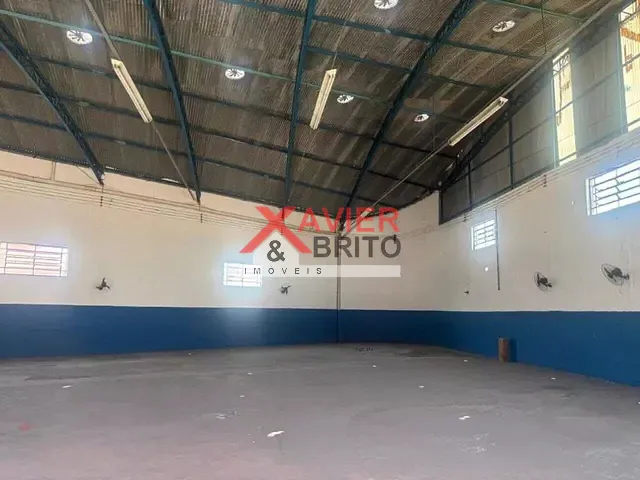 Galpão / Barracão à venda, no bairro Jardim Nove de Julho em São Paulo
