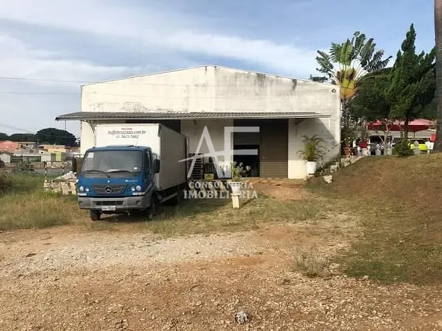 Galpão / Barracão com 3000m², à venda, no bairro Fonte Imaculada em Taubaté