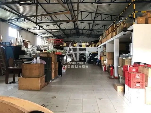 Galpão / Barracão com 3000m², à venda, no bairro Fonte Imaculada em Taubaté
