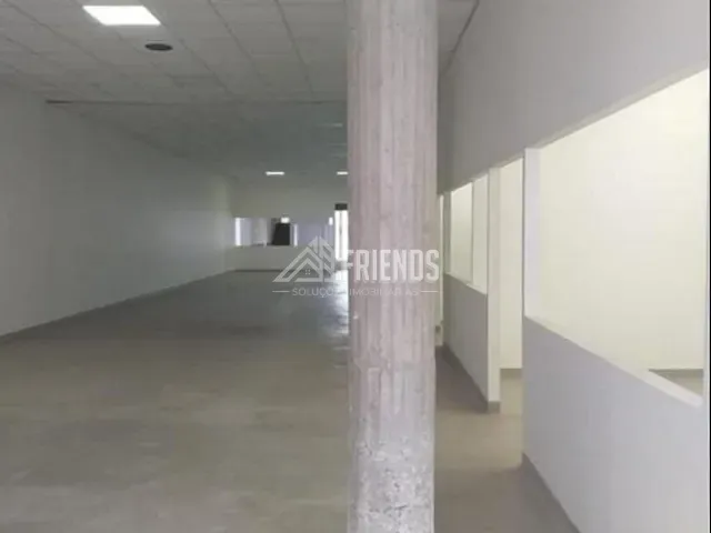 Galpão / Barracão com 466m², para alugar, no bairro Santana em São Paulo