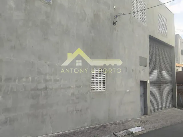 Galpão / Barracão para alugar, no bairro Jardim Munhoz em Guarulhos