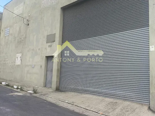 Galpão / Barracão para alugar, no bairro Jardim Munhoz em Guarulhos