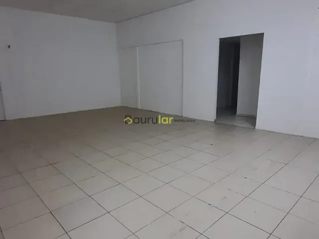 Loja para alugar, no bairro Jardim Estoril IV em Bauru