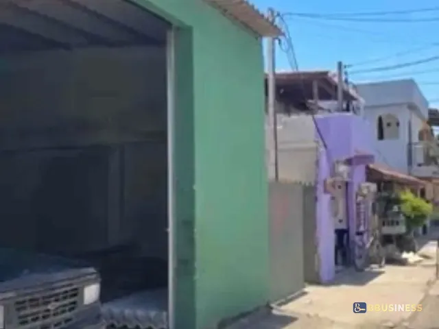 Galpão / Barracão com 400m², para alugar, no bairro Parque Jóquei Club em Campos dos Goytacazes