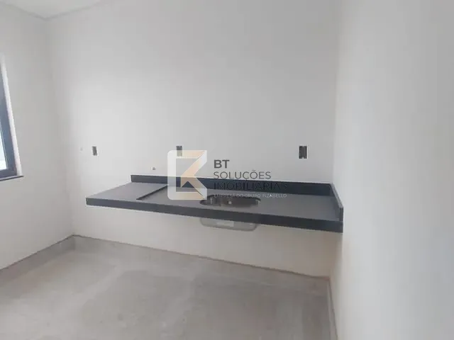 Galpão / Barracão com 360m², para alugar, no bairro Jardim Residencial Dona Maria José em Indaiatuba
