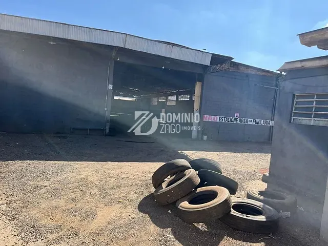 Galpão / Barracão com 4320m², para alugar, no bairro Vila São Cristóvão em Uberaba
