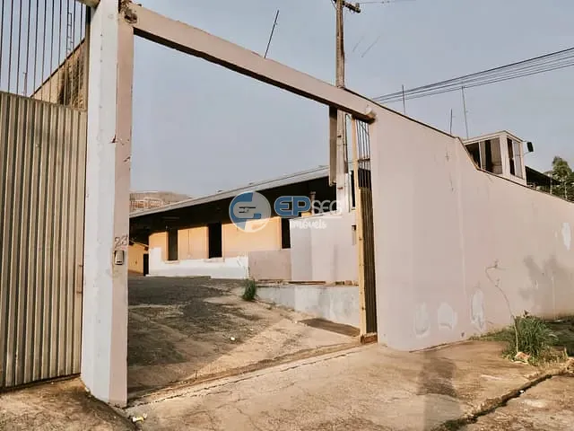 Galpão / Barracão com 1200m², à venda, no bairro Coroados em Londrina