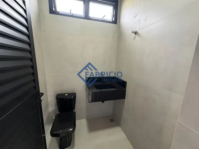 Galpão / Barracão com 250m², para alugar, no bairro Vila Santa Claudina em Vinhedo