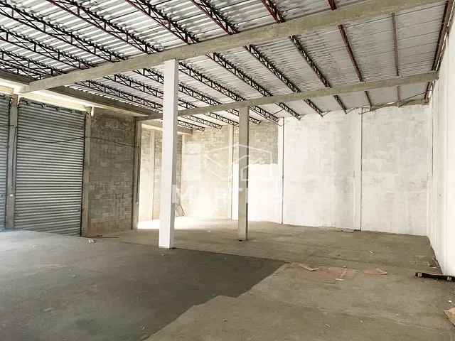 Galpão / Barracão para alugar, no bairro Jardim Valo Velho em Itapecerica da Serra