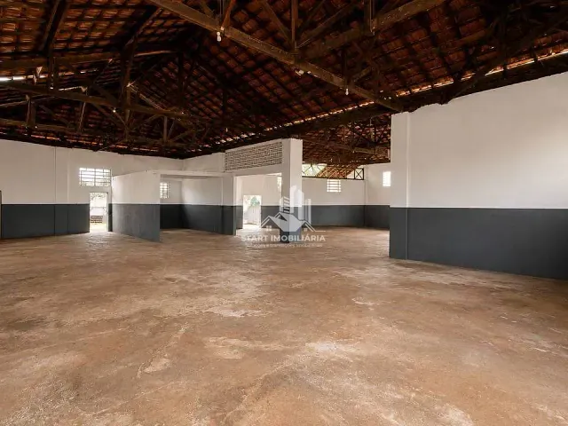 Galpão / Barracão para alugar, no bairro Centro em Pederneiras
