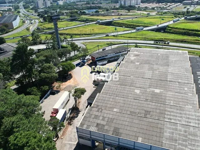 Galpão / Barracão com 18000m², à venda ou para alugar, no bairro Vila Cantoni em Jundiaí