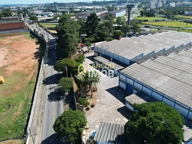 Galpão / Barracão com 18000m², à venda ou para alugar, no bairro Vila Cantoni em Jundiaí