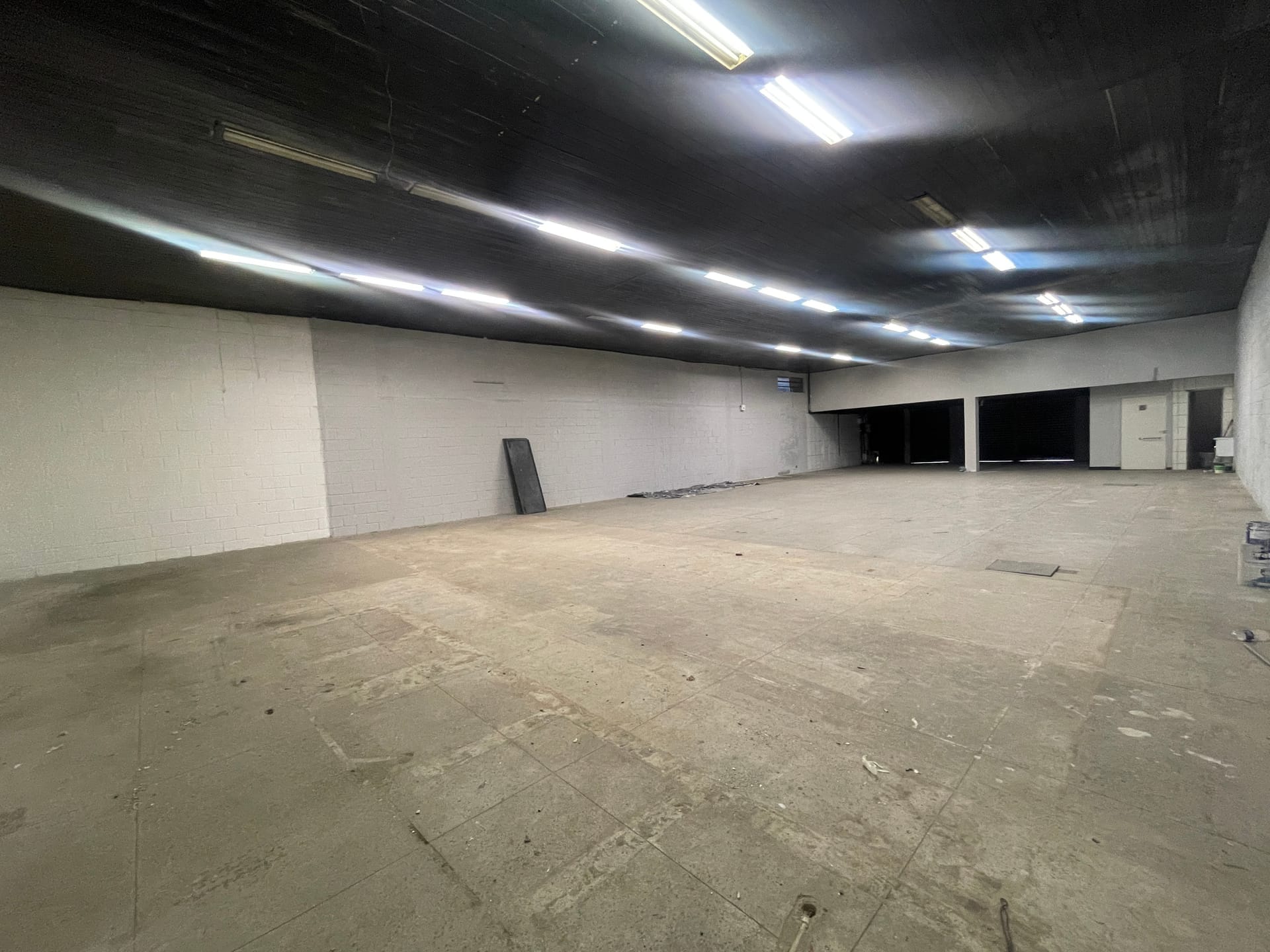 Galpão para alugar com 422m² no bairro Jaqueline em Belo Horizonte/MG