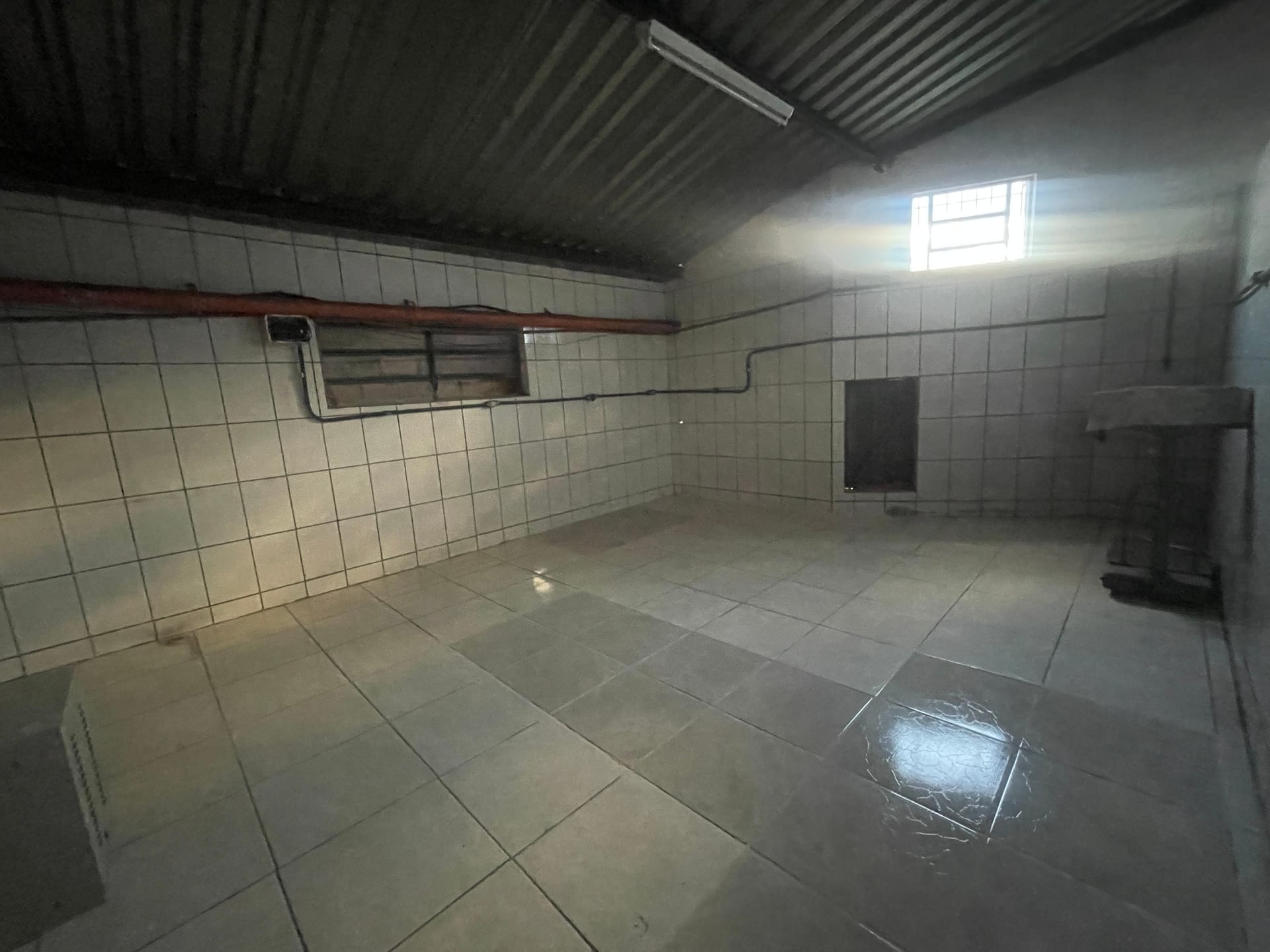 Galpão para alugar com 422m² no bairro Jaqueline em Belo Horizonte/MG