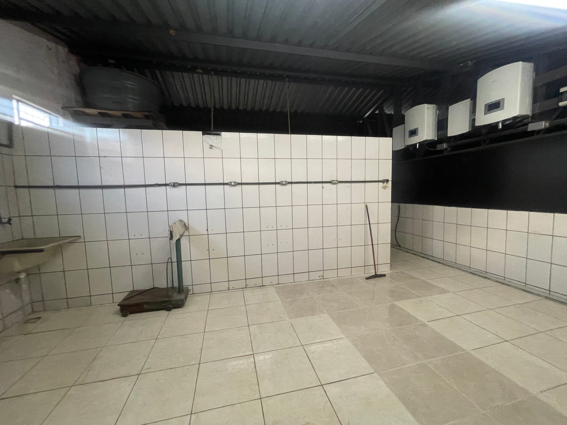 Galpão para alugar com 422m² no bairro Jaqueline em Belo Horizonte/MG