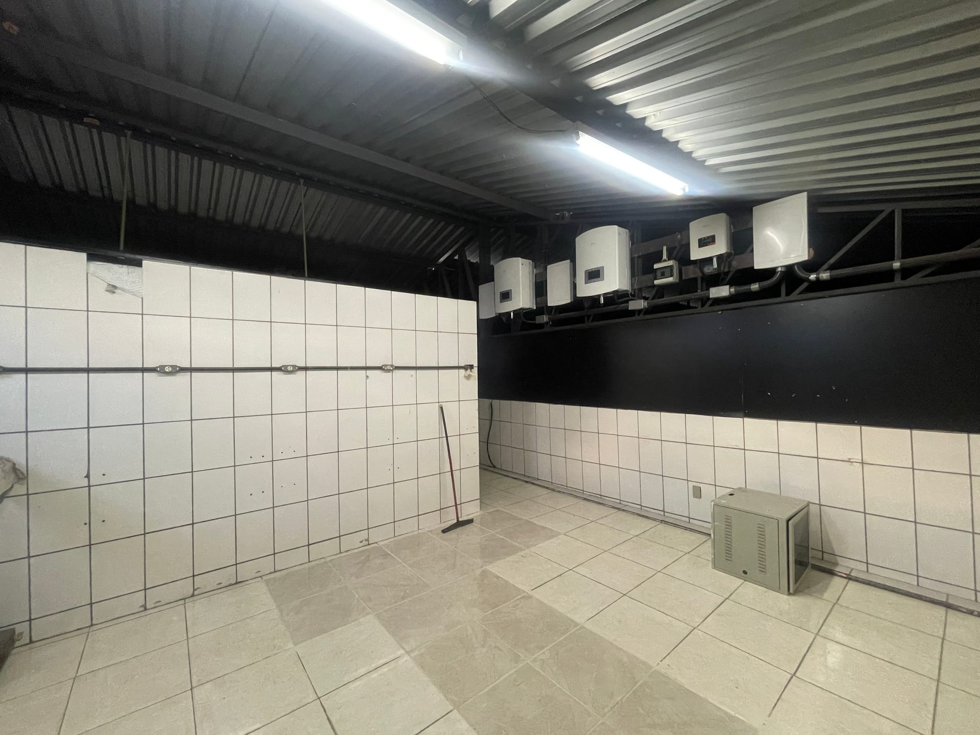 Galpão para alugar com 422m² no bairro Jaqueline em Belo Horizonte/MG