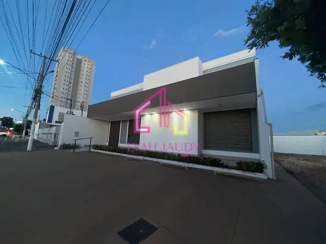 Loja com 572m², para alugar, no bairro Jardim Petrópolis em Cuiabá