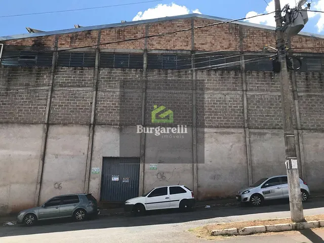 Galpão / Barracão com 1500m², para alugar, no bairro Novo Água Limpa em Lavras