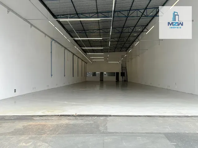 Galpão / Barracão com 742m², para alugar, no bairro Sapopemba em São Paulo