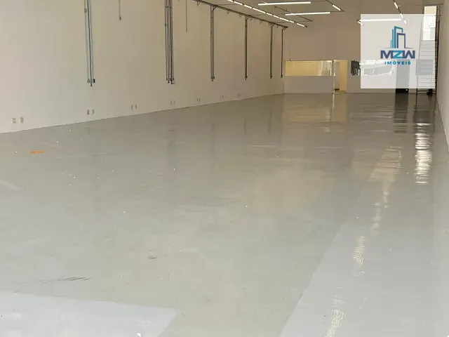 Galpão / Barracão com 742m², para alugar, no bairro Sapopemba em São Paulo