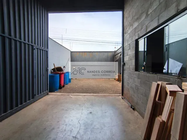 Galpão / Barracão com 307m², à venda, no bairro Jardim Tropical em Londrina