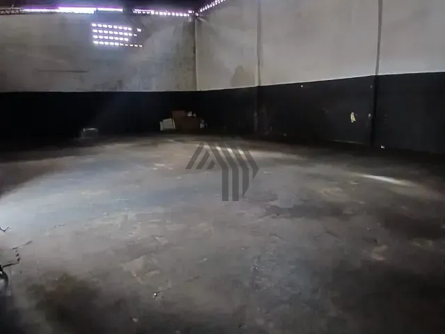 Galpão / Barracão para alugar, no bairro Pedreira em Belém