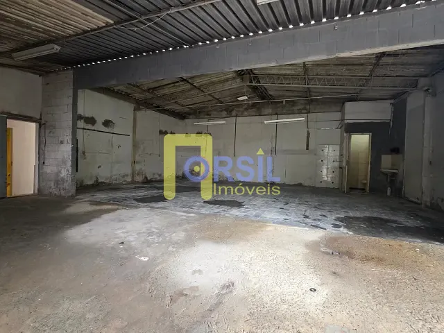 Galpão / Barracão com 119m², para alugar, no bairro Vila Industrial em Mogi das Cruzes