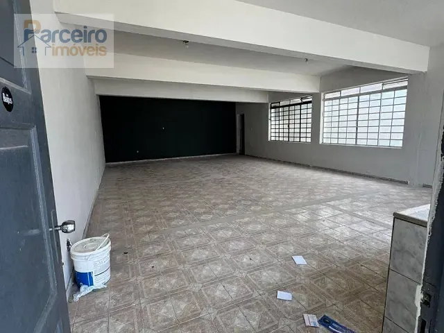 Galpão / Barracão com 320m², à venda, no bairro Cidade São Mateus em São Paulo