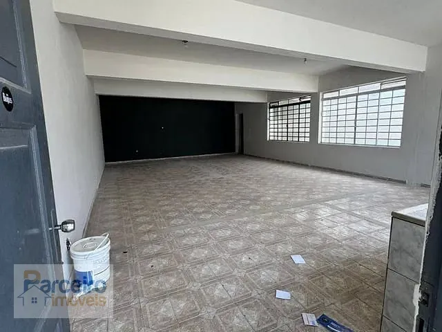 Galpão / Barracão com 320m², à venda, no bairro Cidade São Mateus em São Paulo