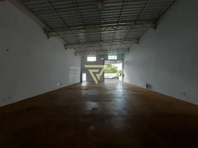 Galpão / Barracão com 300m², para alugar, no bairro Sumarezinho em Ribeirão Preto