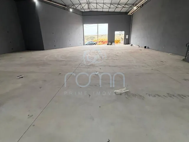 Galpão / Barracão com 715m², à venda, no bairro Centro Empresarial BR-153 em São José do Rio Preto