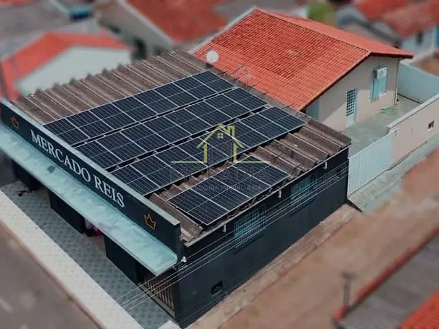 Galpão / Barracão com 280m², à venda, no bairro Parque das Orquídeas em Guaxupé