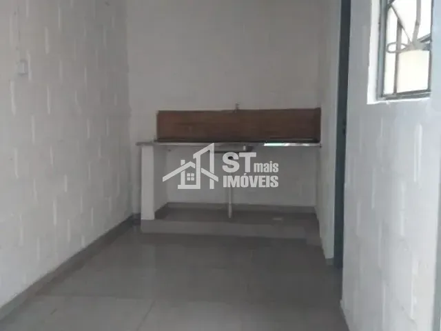 Galpão / Barracão com 250m², para alugar, no bairro Vila Betela em Andradas