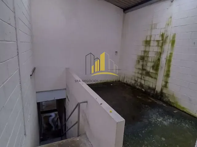 Galpão / Barracão com 225m², à venda, no bairro Vila Aricanduva em São Paulo