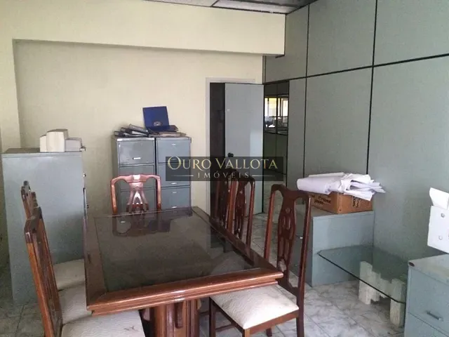 Galpão / Barracão com 776m², à venda, no bairro Vila Santa Clara em São Paulo