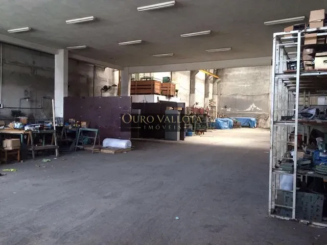 Galpão / Barracão com 776m², à venda, no bairro Vila Santa Clara em São Paulo