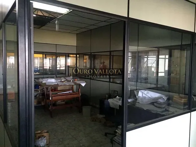 Galpão / Barracão com 776m², à venda, no bairro Vila Santa Clara em São Paulo