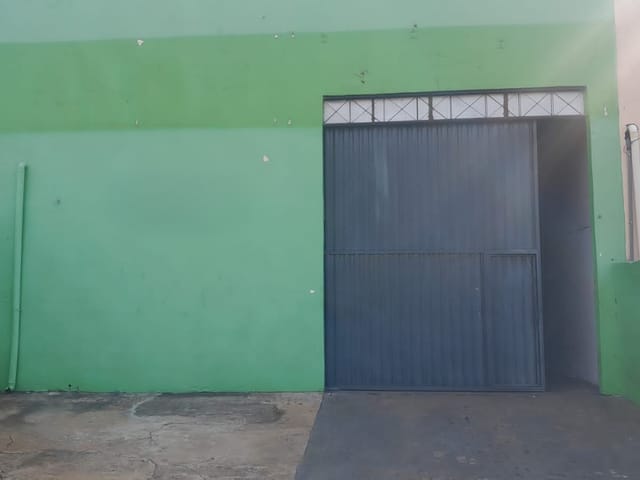 Foto do Galpão / Barracão - Galpão / Barracão para locação, 200 metros, Conjunto Habitacional Jamile Dequech, Londrina, PR | ZBM NEGOCIOS IMOBILIARIOS