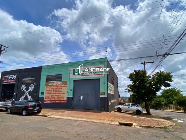 Galpão / Barracão para alugar, no bairro Jardim Apucarana em Apucarana