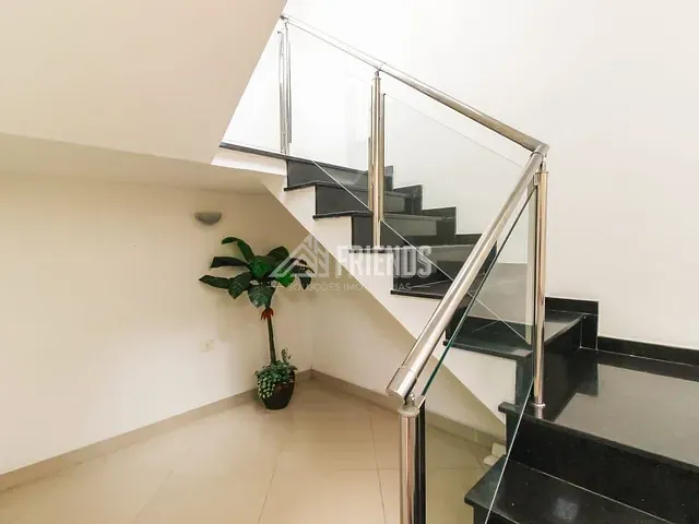 Galpão / Barracão com 208m², à venda ou para alugar, no bairro Guaiaúna em São Paulo