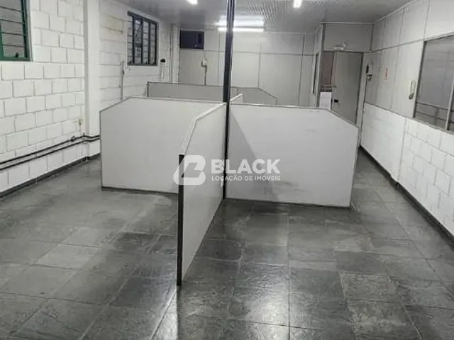 Galpão / Barracão com 568m², para alugar, no bairro Jardim Leocadia em Sorocaba
