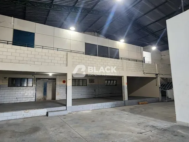 Galpão / Barracão com 568m², para alugar, no bairro Jardim Leocadia em Sorocaba