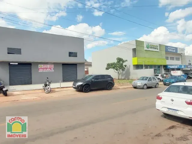 Galpão / Barracão com 300m², à venda, no bairro Residencial Portal do Cerrado em Anápolis