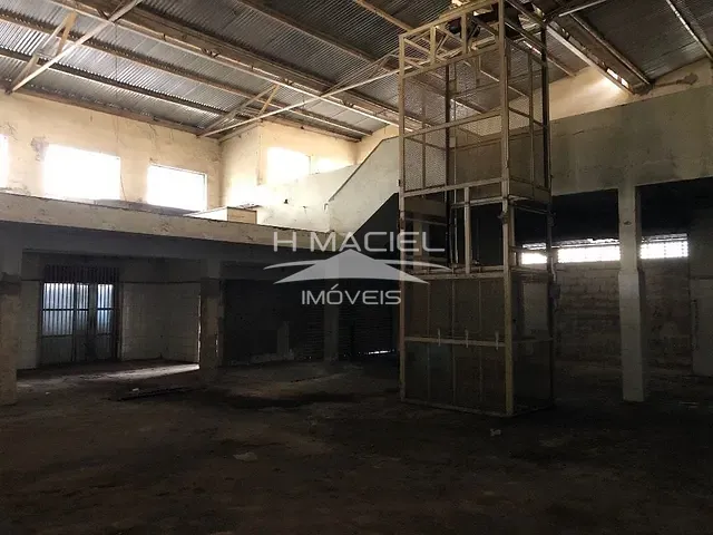 Galpão / Barracão com 479m², à venda ou para alugar, no bairro Jardim Aurelia em Campinas